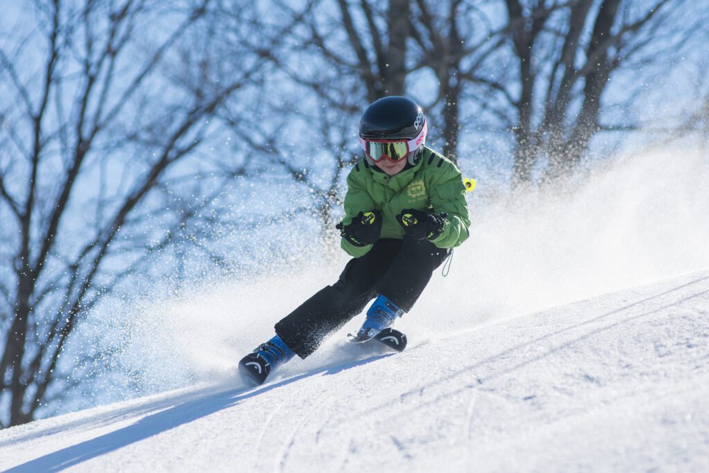 Kinder Skiverleih - Kind am Skifahren